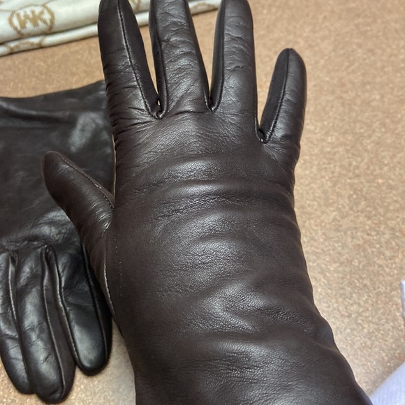 Sim Italian Leather Gloves - Picture 2 of 5